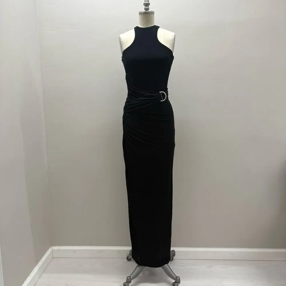 HALSTON  Lang Gown 💖